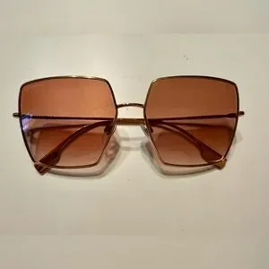 Burberry Rose Gold Sunglasses BE 3133 58 GRAD Amazon.com: BURBERRY Sunglasses BE 3133 133713 Daphne Rose  main image 4